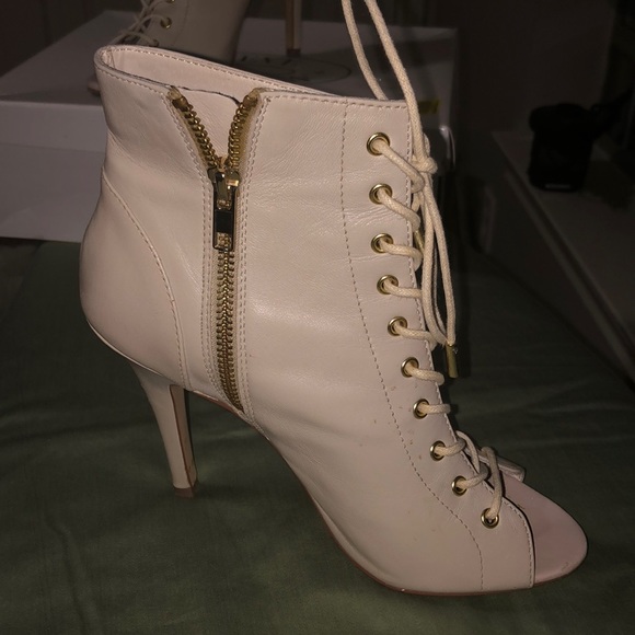 Steve Madden booties - Picture 6 of 7